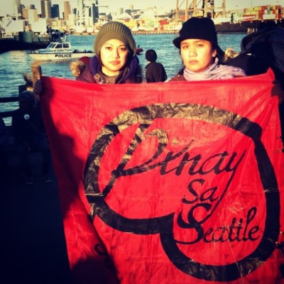 Pin@y sa Seattle members Donna Denina and Claudia Alexandr Paras at West Coast Port Shutdown protests, Dec. 12, 2011