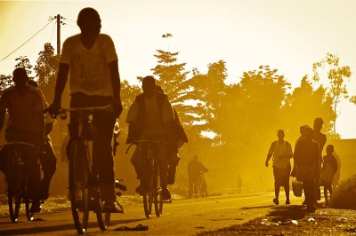 Bicycle traffic in a Manyatta evening. (Photo by Simon Okelo)