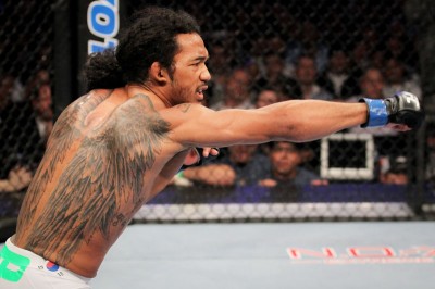 Henderson in a 2011 UFC fight in Toronto. (Photo courtesy UFC)