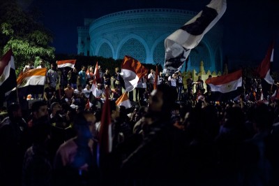 Crowds gather outside the Presidential Palace on June 30th, a national day of protest, to demand that the president step down. (Photo by <a href="http://www.keithlanephotography.com/">Keith Lane</a>)
