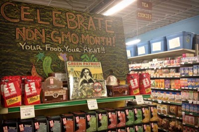 A display at the Sno-Isle Natural Foods Co-Op in Everett shows support for Washington’s food labeling initiative. (Photo by Ashley Stewart)