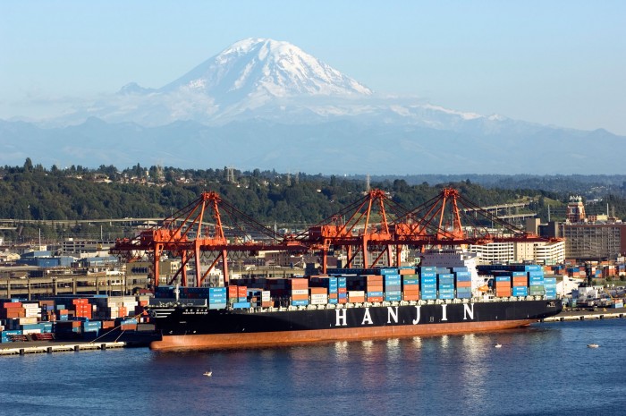 Hanjin Boston working at Port of Seattle's T-46, 31 July 2005. Port of Seattle image by Don Wilson.