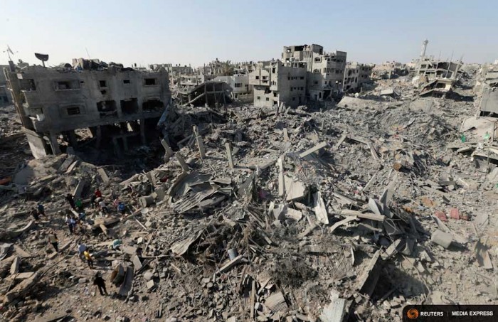 Destruction in Gaza City, after Israeli shelling and air strikes  during the war last summer. (Photo from REUTERS / Mohammed Salem)