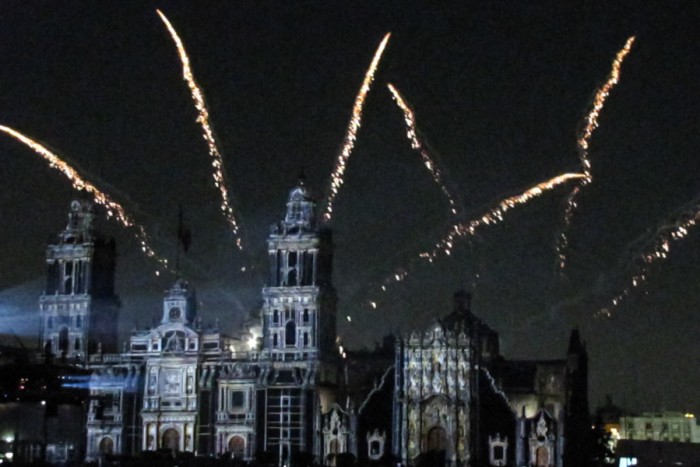 Mexican Independence Day fireworks over the Zocalo in Mexico City. (Photo by Daniel Kapellmann)
